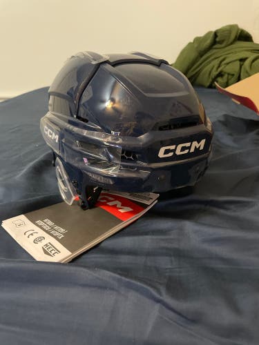 Medium CCM Tacks 720 Helmet (New)