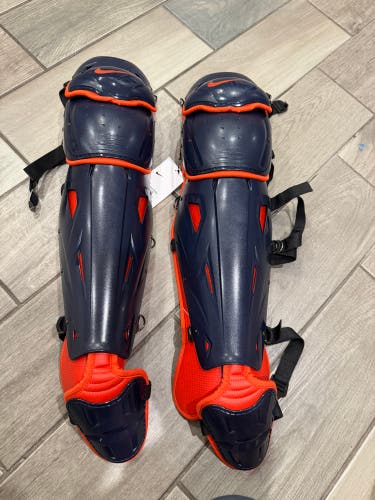 Nike Diamond Elite Catcher’s Leg Guards 18” – NEW WITH TAGS