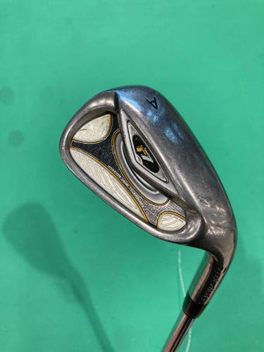Men's TaylorMade R7 Wedge Right Handed Stiff Flex 52 Degree Graphite Shaft (Used)
