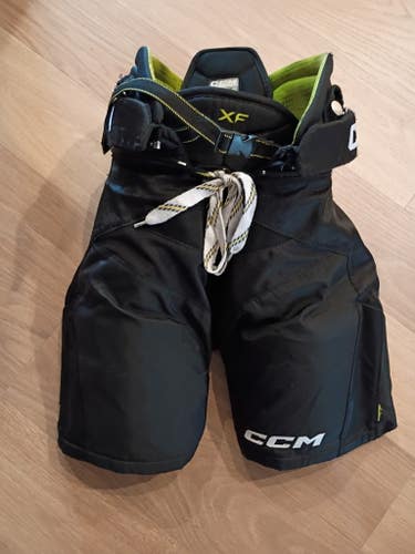 Junior Large CCM Tacks XF Hockey Pants (Used)