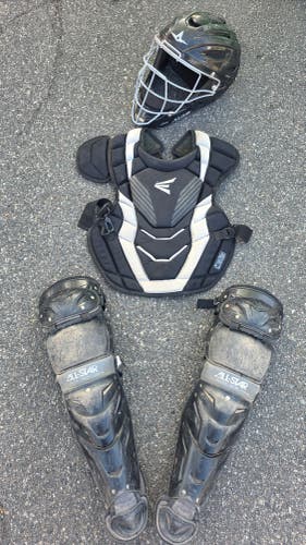 Intermediate All Star/Easton Catcher's Set