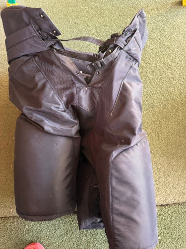 Senior XXL Bauer Custom Pro Hockey Pants (Used)
