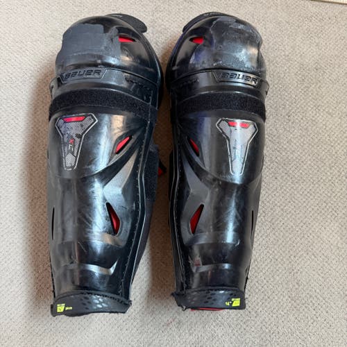 Intermediate Bauer Vapor 3X 14" Shin Pads (Used)