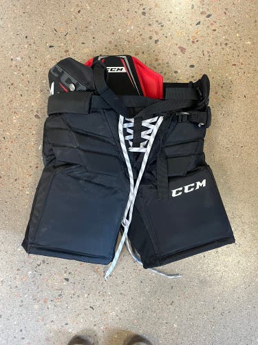 Black Junior Medium CCM 1.5 Hockey Goalie Pants (Used)