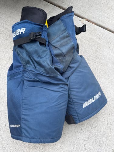 Men's Senior Small Bauer Supreme 190 Hockey Pants (Used)