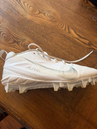 Men's Size M 11.0 (W 12.0) Nike Alpha Menace Pro 4 (Used)
