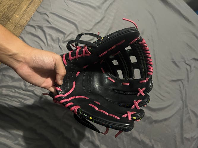 Wilson A2000 RH Infield Baseball Glove 11.5" (New)