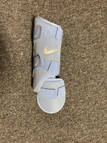 Blue Senior Nike Shin Guards (New)