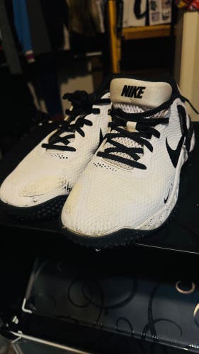 White Men's Size M 8.0 (W 9.0) Adult Nike Alpha Huarache Elite Turf Shoes (Used)