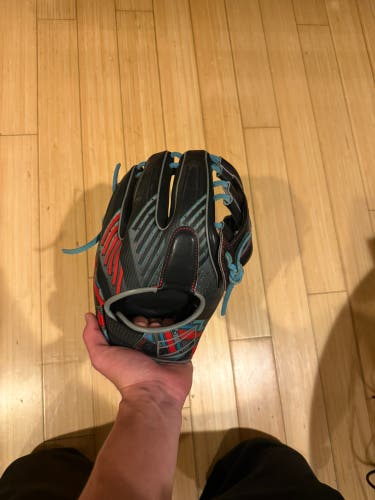 2023 Rawlings RH Infield Baseball Glove 11.75" (Used)