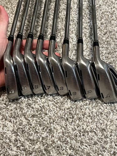 Men's 2007 Nike CCI Cast Right Handed Iron Set Regular Flex (8 Clubs) #4 - #9, PW, GW 37" (Used)