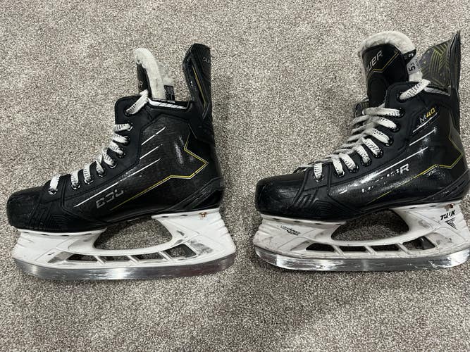 Black 2024 Bauer Supreme M40 Hockey Skates Size 5.5  Fit 3 (Used)