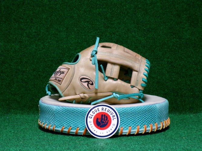 Infield RH Rawlings Heart of the Hide Baseball Glove 11.5" (Used)
