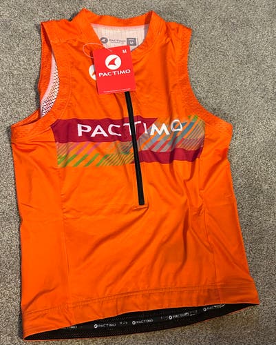 New Men’s cycling jersey size M
