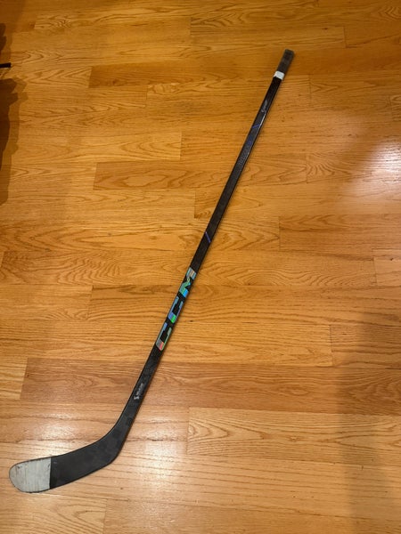 Junior CCM Ribcor Trigger 9 Pro Left Hand Hockey Stick P28 40 Flex (Used)