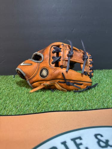 Nike Diamond Ready RH Infield Baseball Glove 11.75" (Used)