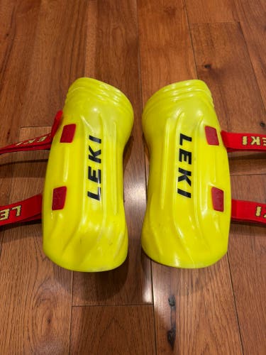 Shin Guards Medium Leki Shin Guard (Used)