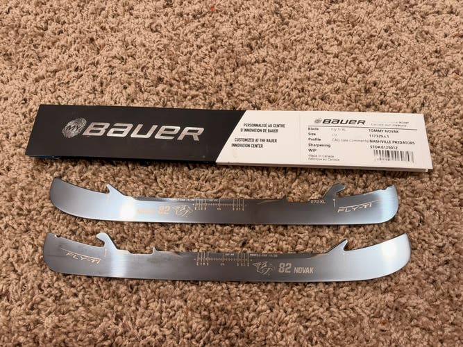 Bauer Fly-Ti XL 272 mm Tommy Novak #82 Nashville Predators