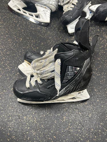 Used True CUSTOM Senior Hockey Skate Senior 10 11337-S000498191