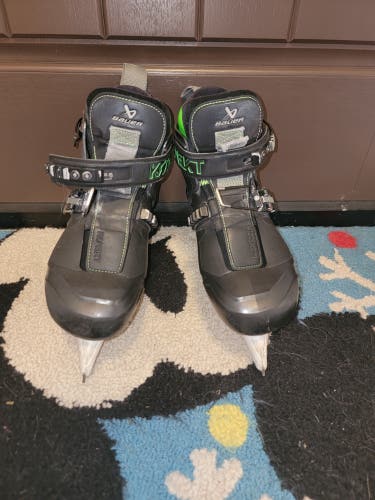 Bauer Konekt Goalie Skates size 8-8.5 (Used)