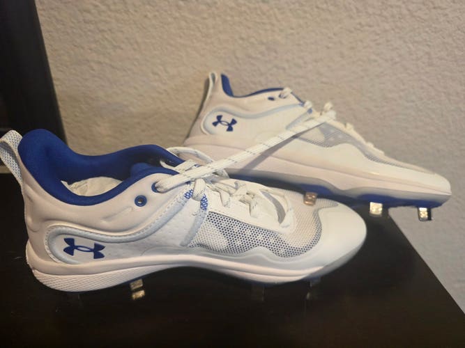 White Women's Size M 6.5 (W 7.5) Under Armour Mid Top Metal (New)