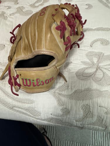 Wilson A2000 RH Baseball Glove 11.5" (Used)