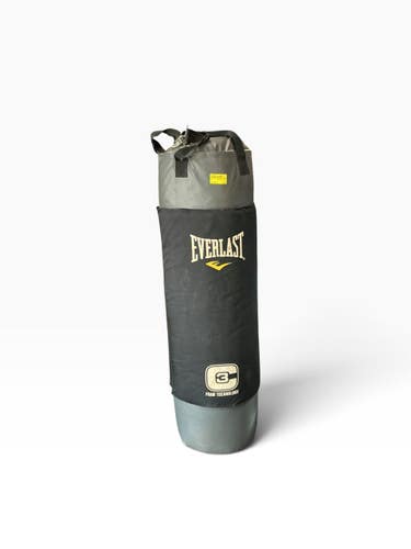 Used Everlast 100LB HEAVY BAG Boxing Heavy Bag Black 100 lb 10743-S000495814