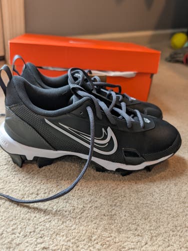 New Black Kid's 6Y (Big Kids / Youth) Nike Low Top Force Trout 9 Keystone Molded Cleats