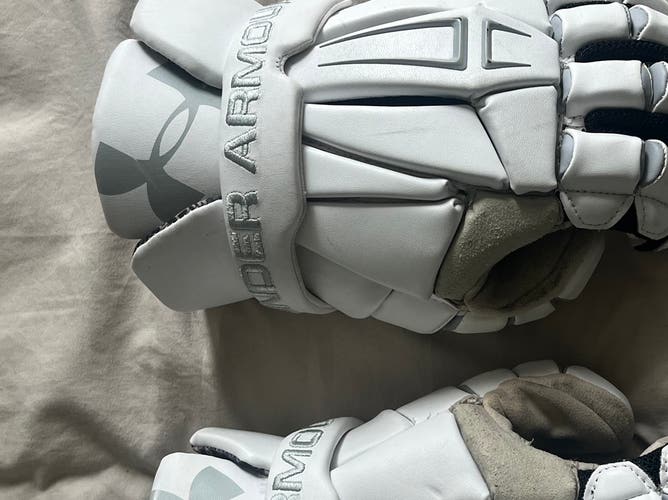 Under Armour Command Pro Lacrosse Gloves (Used)