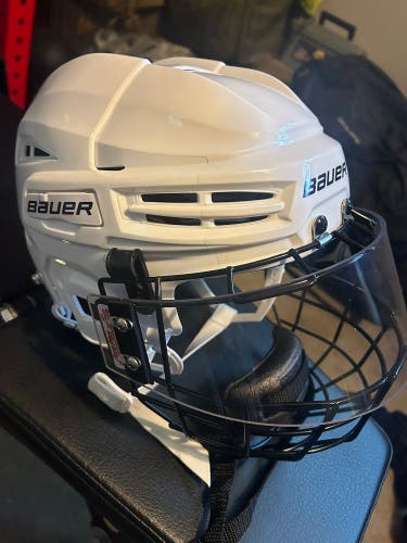 Medium Bauer IMS 5.0 Helmet (New)