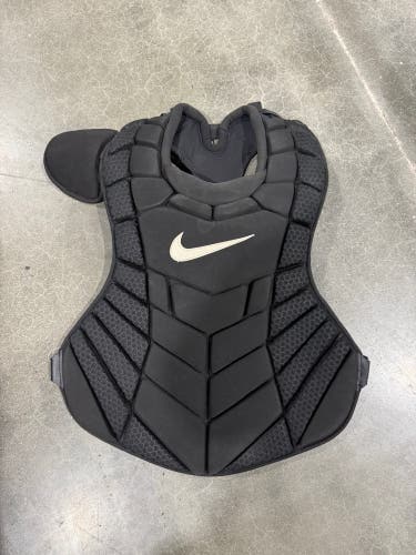 Adult Nike Diamond Elite Catcher's Chest Protector (Used)