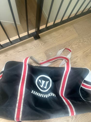 Warrior Bag (Used) Large 32"L x 15"H x 20"W