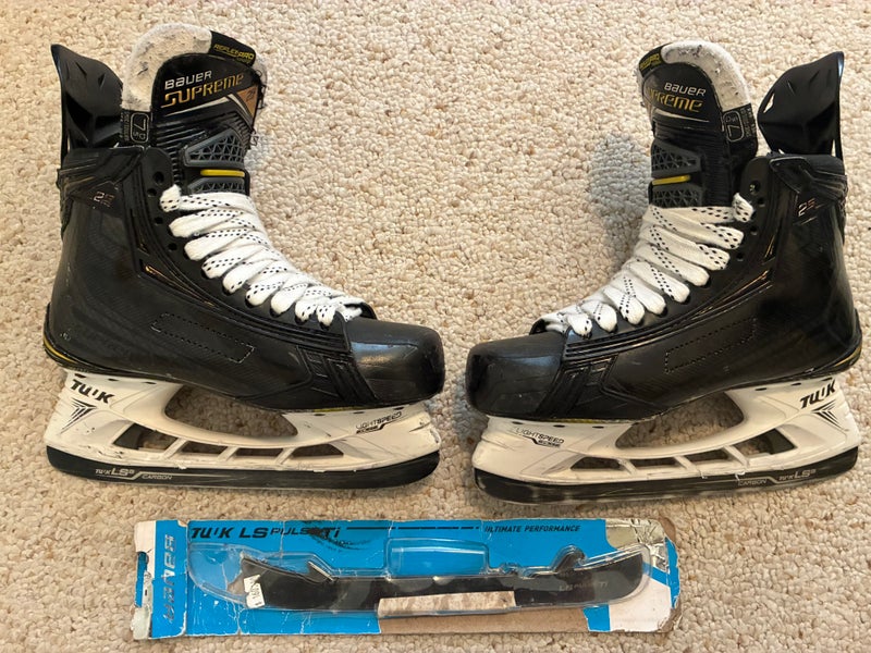 Black 2018 Bauer Supreme 2S Pro Hockey Skates Regular Width 7.5 (Used)