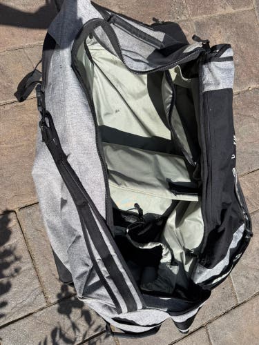 Pacific Rink Junior Bag (Used)