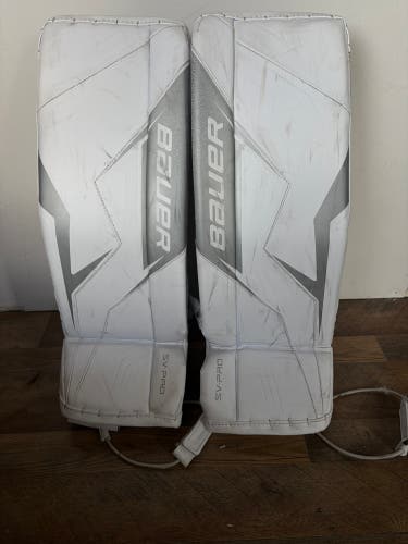 26" Bauer Sv-Pro Goalie Leg Pads (Used)
