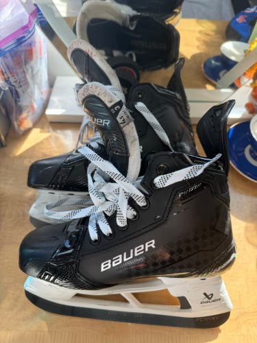 Bauer Supreme Shadow 4.5 Fit 3 Excellent condition