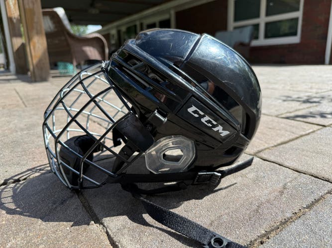 Small CCM Tacks 910 Helmet (Used)