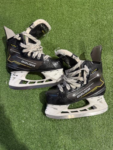 Bauer S24 Supreme Matrix Hockey Skates | Size 2D