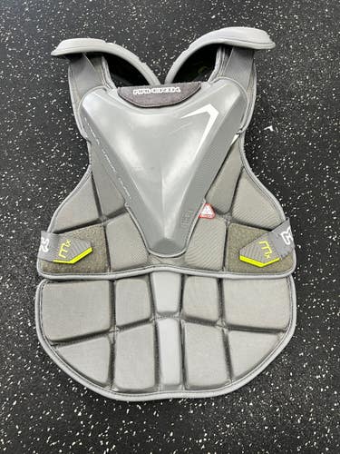 Used Maverik MX Lacrosse Shoulder Pads Grey XS 11849-S000044802