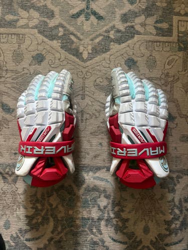 Maverik Max Lacrosse Gloves (Used)