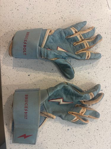 Bruce Bolt Youth Medium Batting Gloves - Light Blue Long Cuff