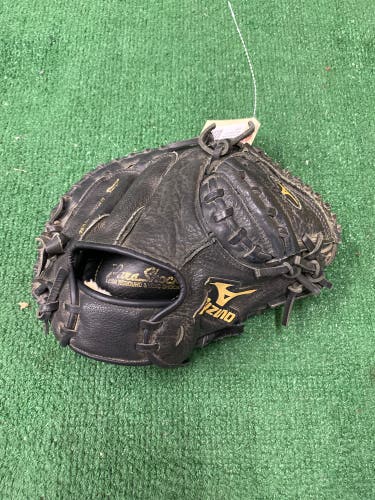 Black Mizuno Prospect RH Catcher's Baseball Glove 31.5" (Used)