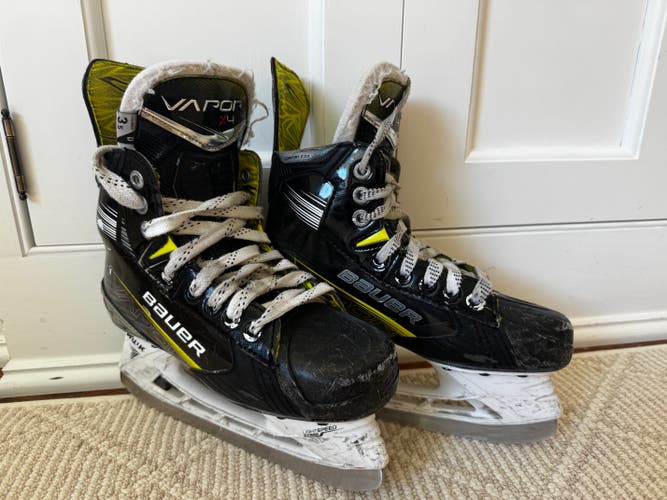 Bauer Vapor X4 Hockey Skates Regular Width Size 3.5 (Used)