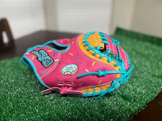 32.50 Solid Pink Game Ready Edition