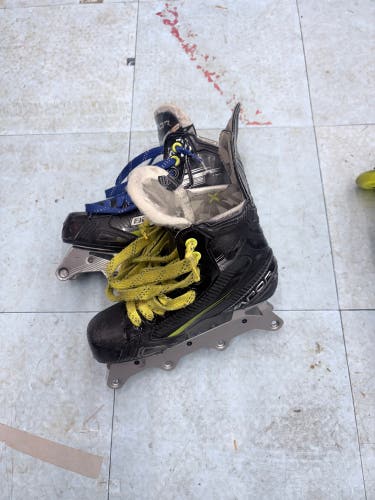 Bauer Vapor 3X Inline Skates Regular Width Size 3.5 (Used)