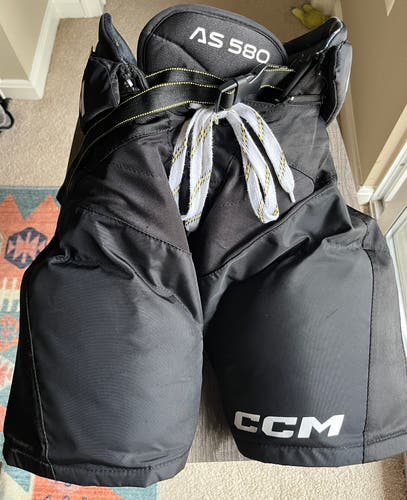 Senior Small CCM Tacks AS 580 Hockey Pants (Used)