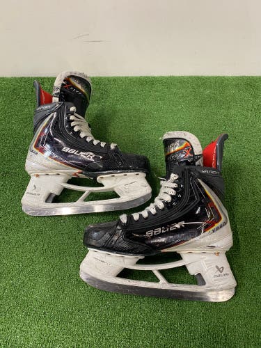 Bauer Vapor Flypro Hockey Skates | Intermediate Size 6.5 (Fit 2)