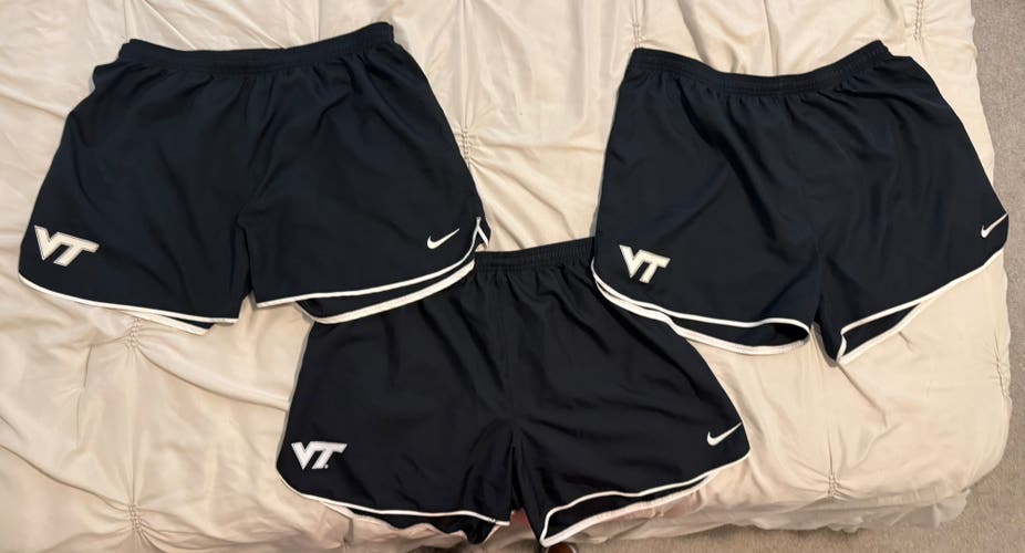 Black XL Women's Nike Shorts (Used)