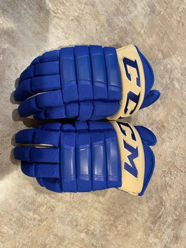 CCM HG97 Gloves 15" Pro Stock (New)