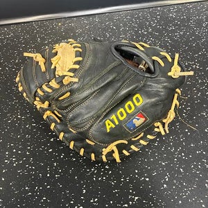 Catcher's RH Wilson A1000 Baseball Glove 32.5" (Used)